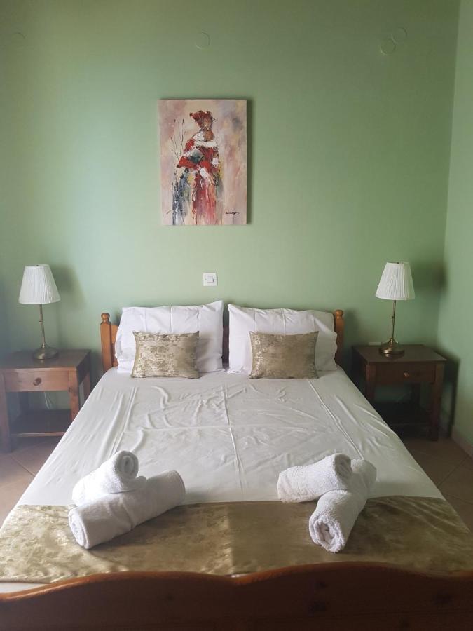 דירות Tolofón Schinas Apts. מראה חיצוני תמונה